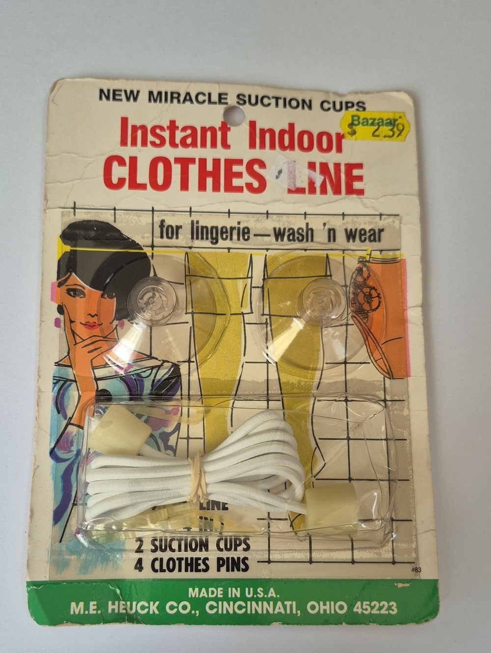 Vintage Retro instant Indoor Clothes Line M.E. Heuck Co. Throwback Suction Hooks